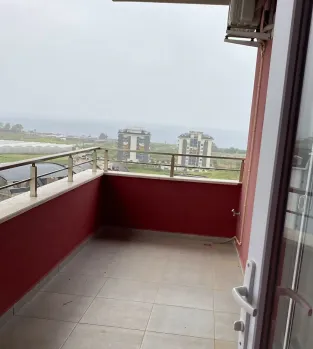 阿拉尼亚德米尔塔什海景山景双层公寓